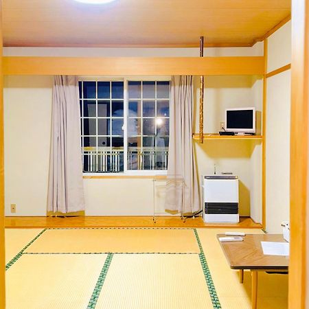 Snowhouse Memorie Hotel-石打丸山 Seki  Ngoại thất bức ảnh